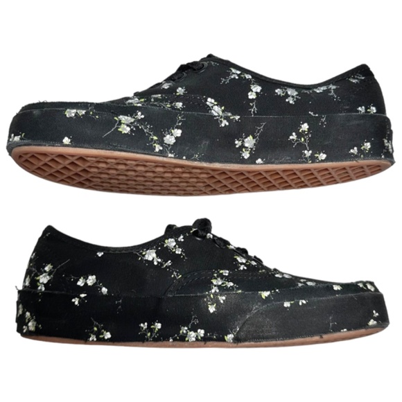 | Vans | Black Midnight Floral Lace-Up Shoes - 3.5/5 - Picture 6 of 9